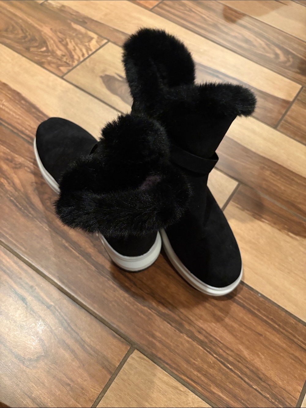 Women’s Black Faux-Fur Mid-Calf Slip-On Boots